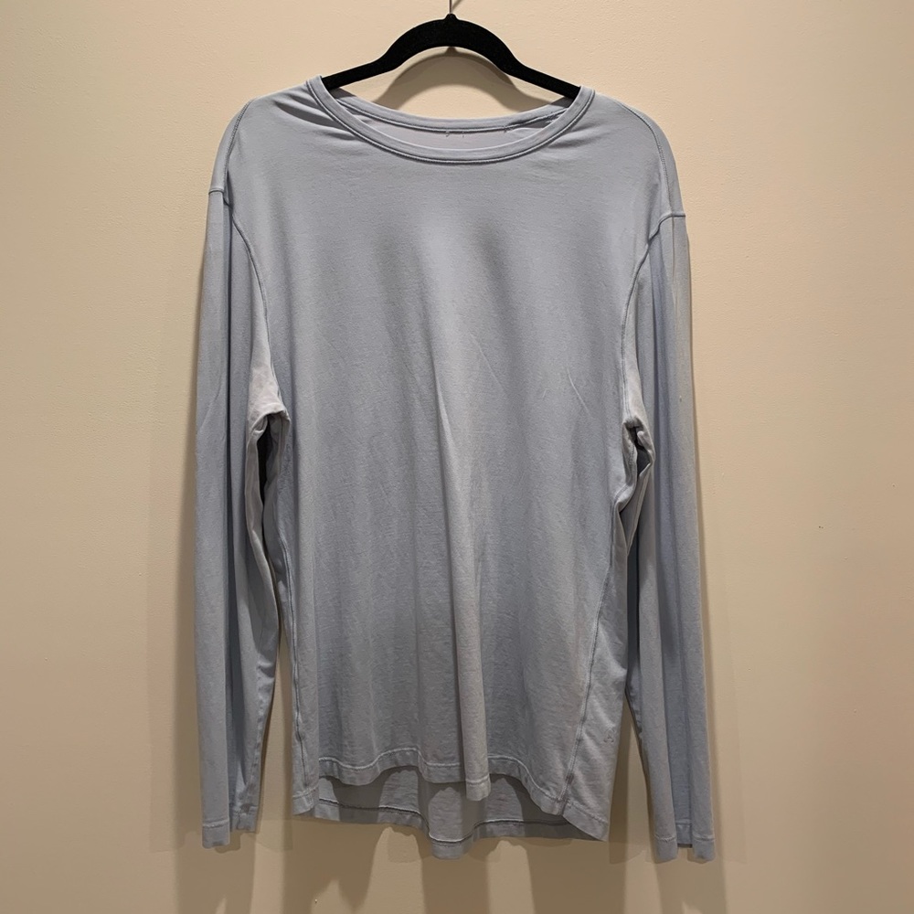 lululemon men’s light blue long sleeve tee